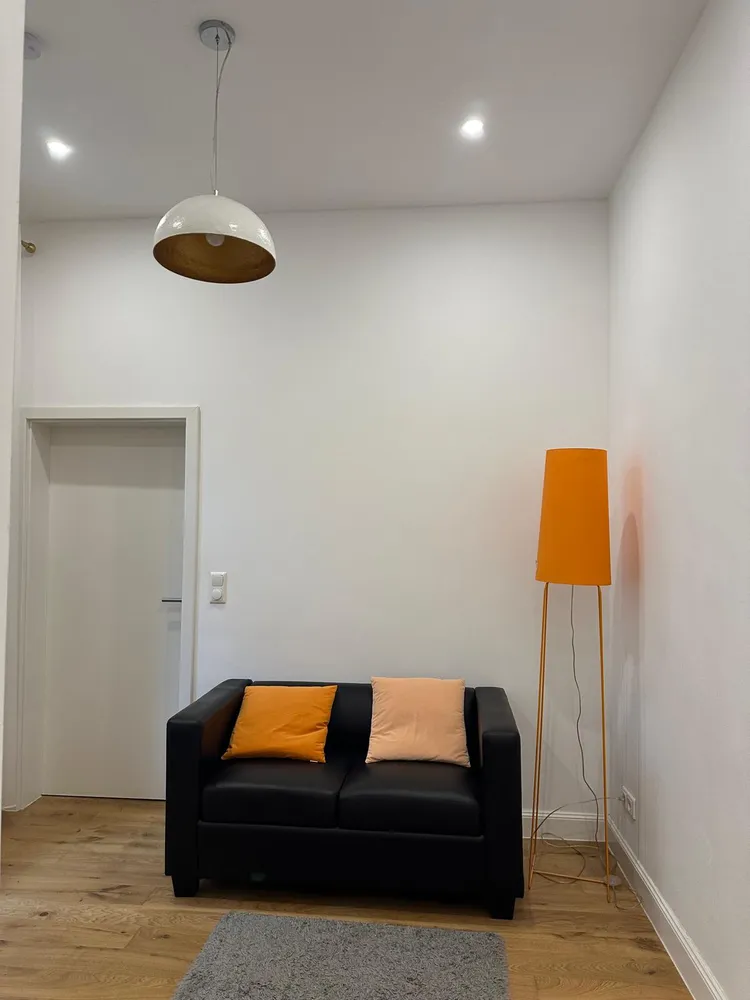 1 room apartment with 33 m² in Cologne – Photo 6