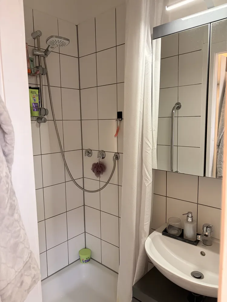 2 Zimmer Wohnung mit 44 m² in Düsseldorf – Bild 12