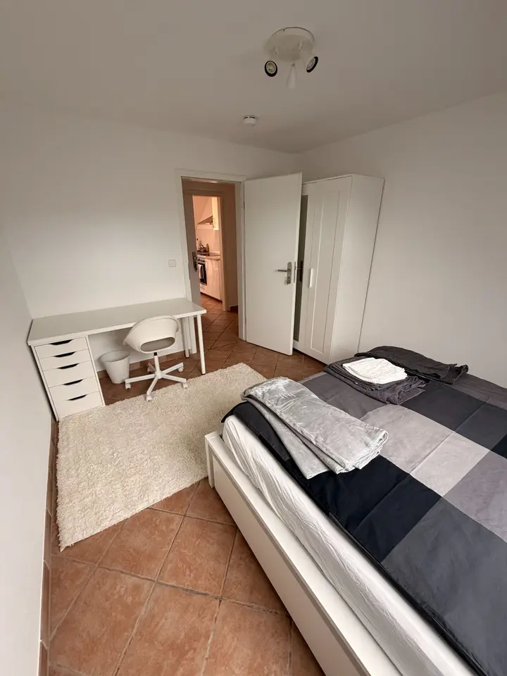 WG-Zimmer mit 18 m² in Karlsruhe – Bild 1