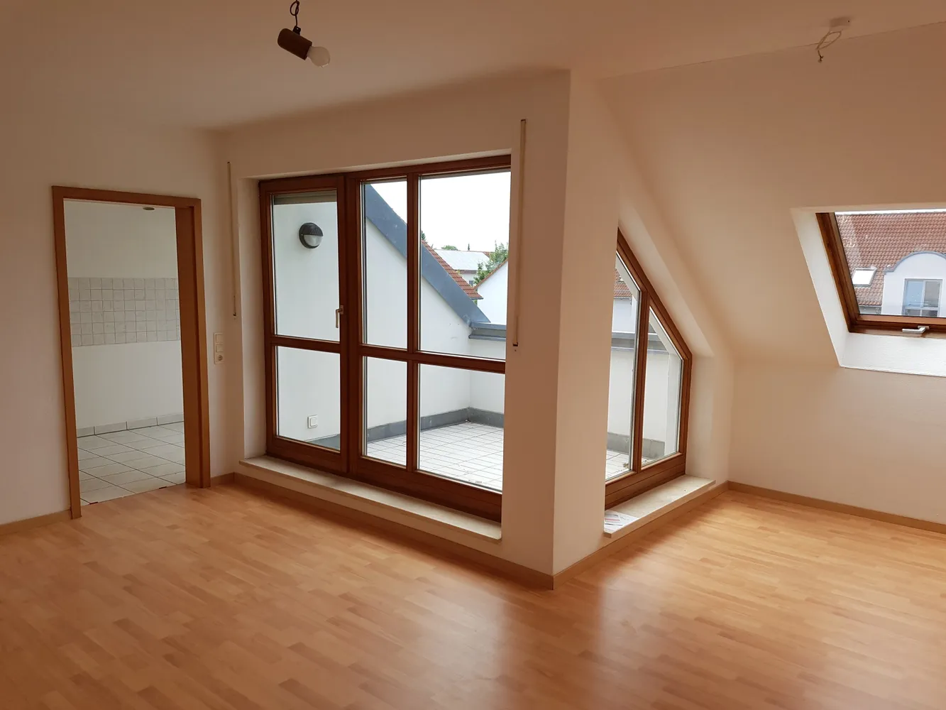 2 Zimmer Wohnung mit 48 m² in Augsburg – Bild 1