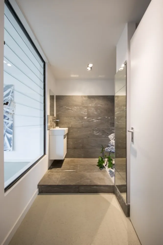 1 room apartment with 32 m² in Berlin – Photo 8