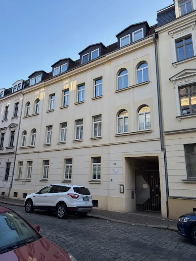 4 Zimmer Wohnung mit 97 m² in Leipzig – Bild 1