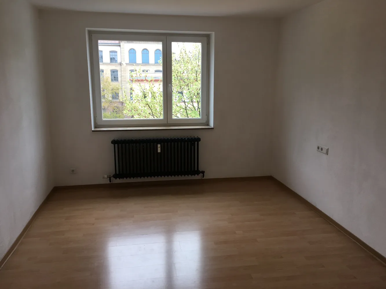 4 Zimmer Wohnung mit 103 m² in Stuttgart – Bild 3