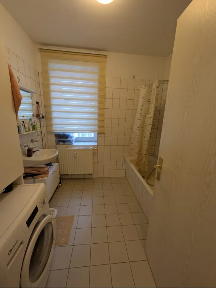 4 Zimmer Wohnung mit 95 m² in Halle (Saale) – Bild 6