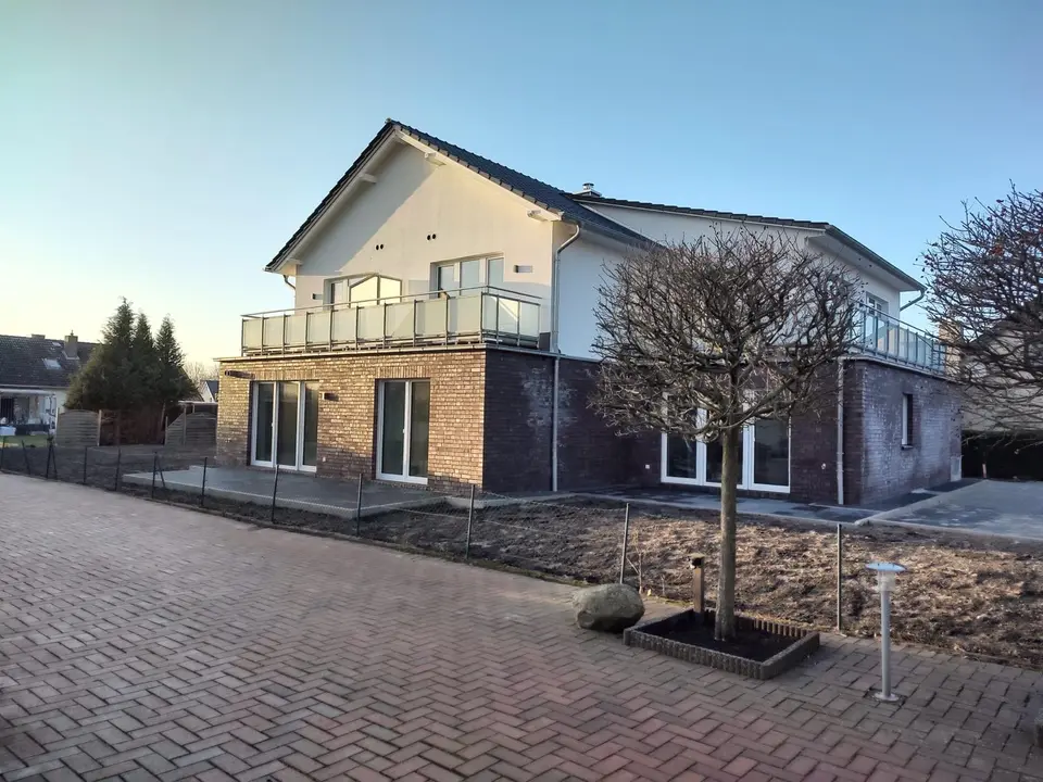2 Zimmer Wohnung mit 74 m² in Rotenburg (Wümme) – Bild 2