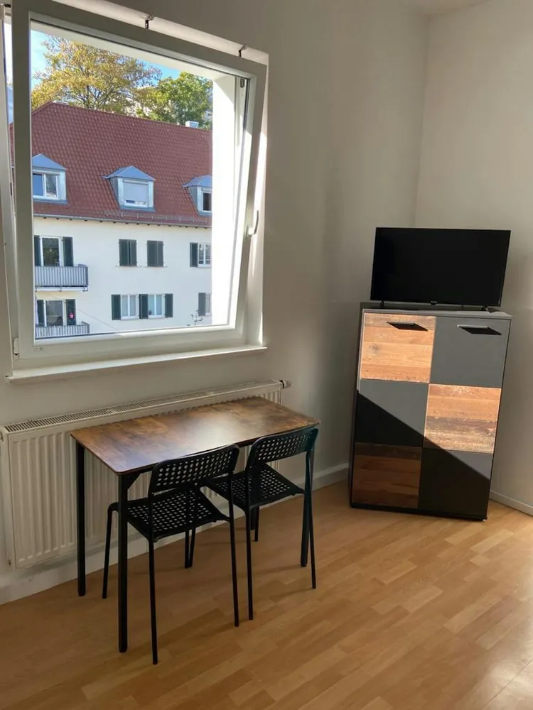 WG-Zimmer mit 14 m² in Stuttgart – Bild 1