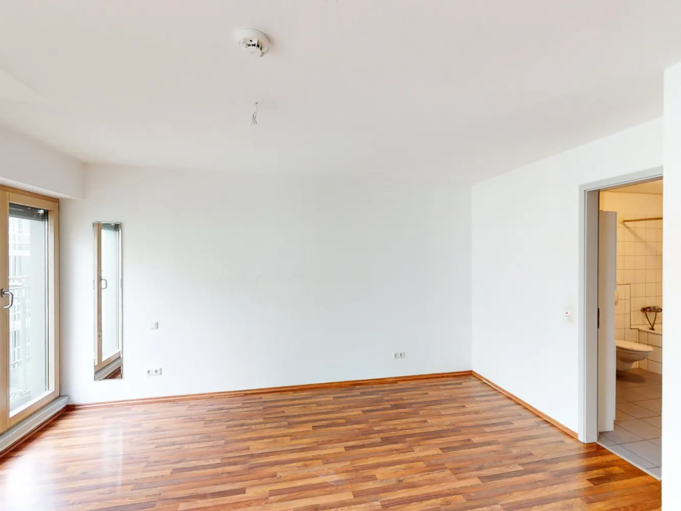2 Zimmer Wohnung mit 89 m² in Frankfurt am Main – Bild 6