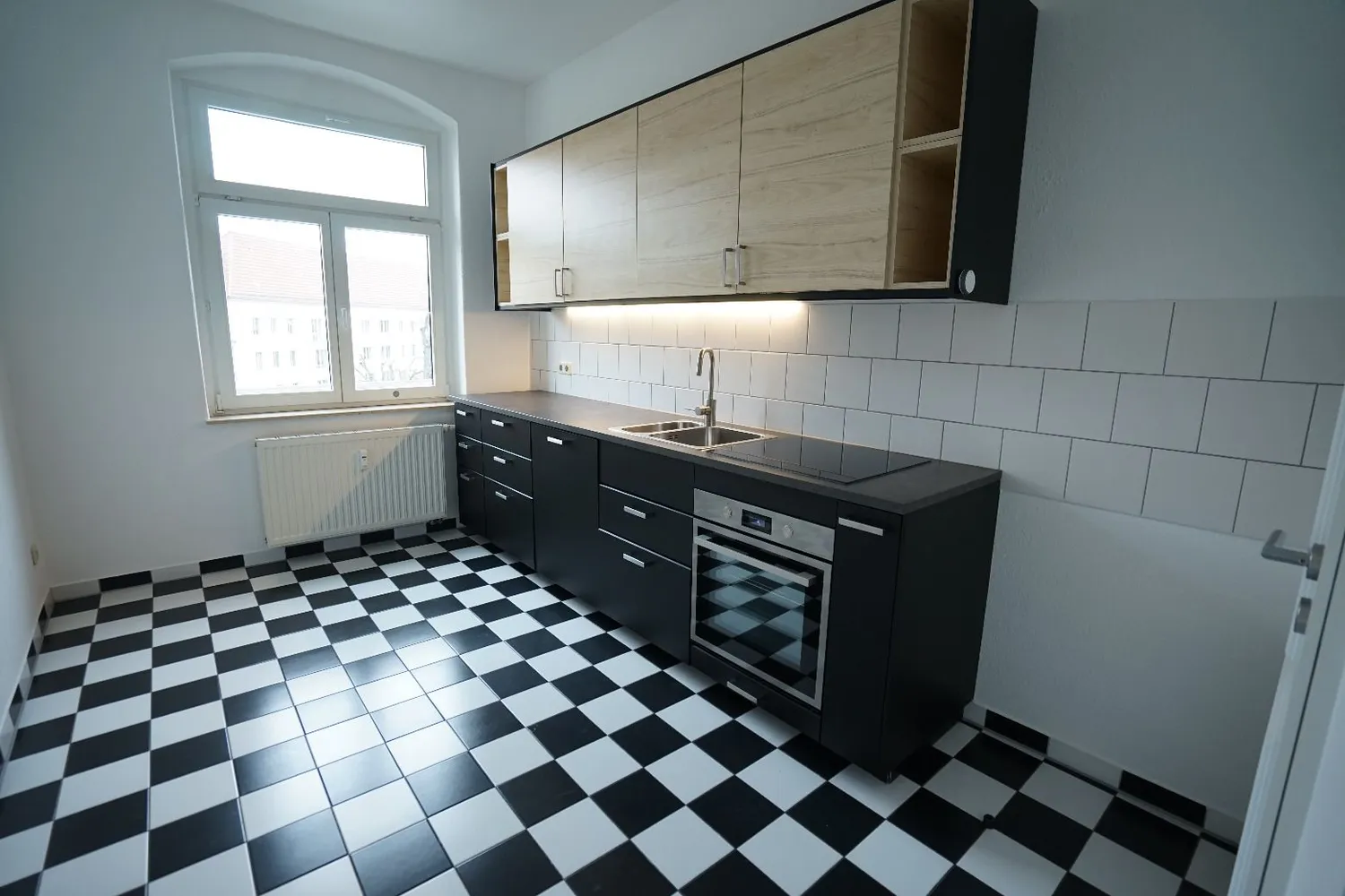 2 Zimmer Wohnung mit 77 m² in Dresden – Bild 12