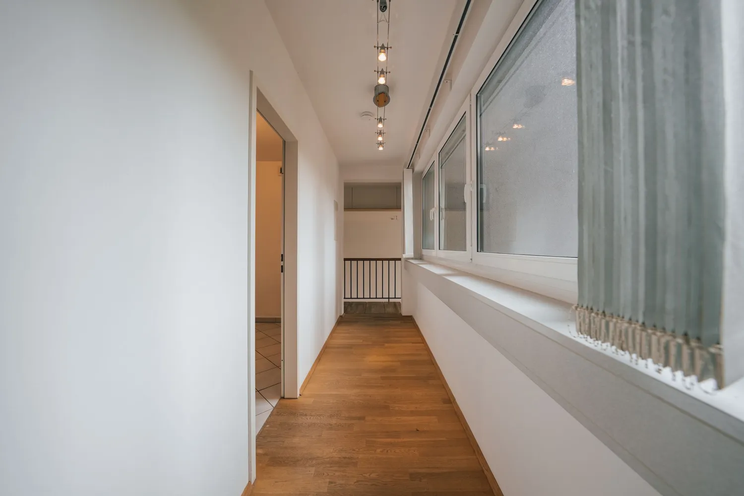 4 Zimmer Wohnung mit 106 m² in Frankfurt am Main – Bild 3