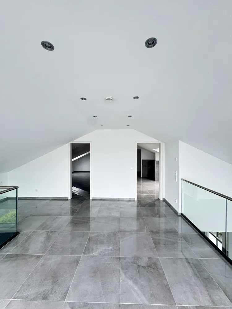 3 Zimmer Wohnung mit 140 m² in Wiesbaden – Bild 11