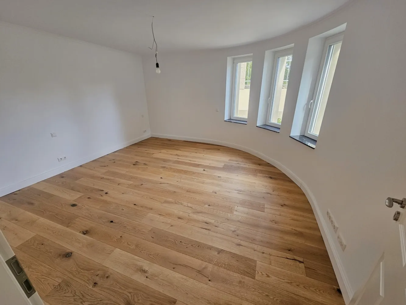 2 room apartment with 92 m² in Magdeburg – Photo 12