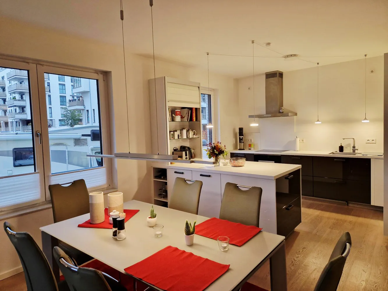 3 Zimmer Wohnung mit 97 m² in Düsseldorf – Bild 2