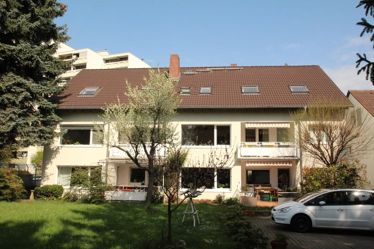 3 room apartment with 77 m² in Frankfurt am Main – Photo 1