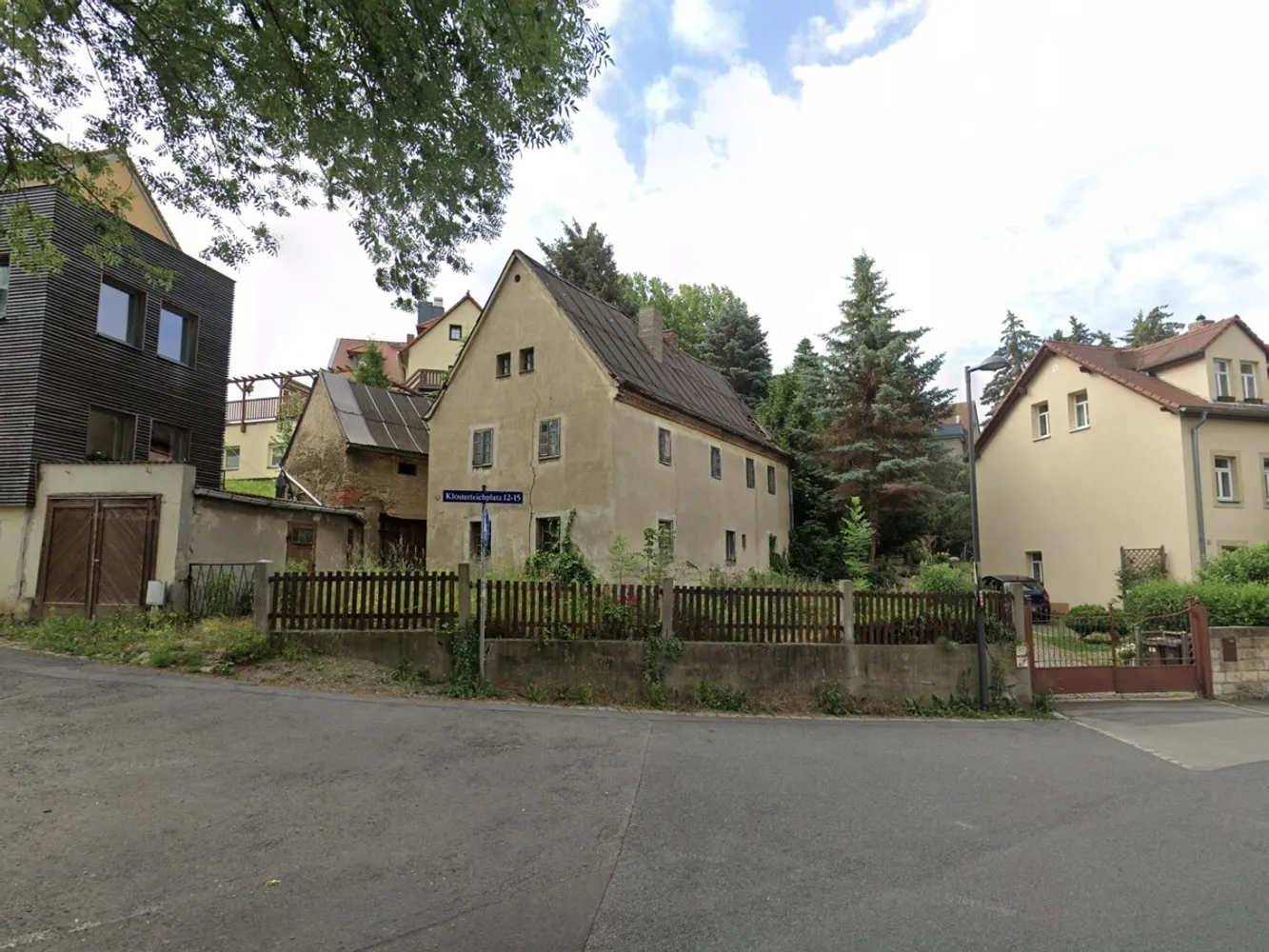 8 Zimmer Wohnung mit 217 m² in Dresden – Bild 3