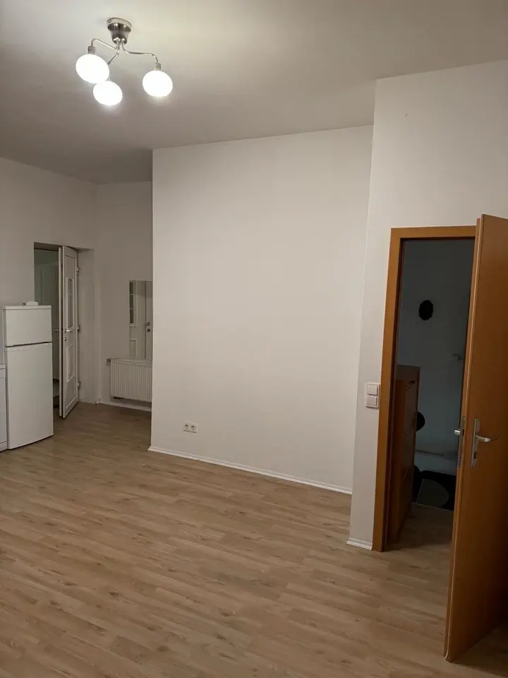 2 Zimmer Wohnung mit 35 m² in Leverkusen – Bild 4