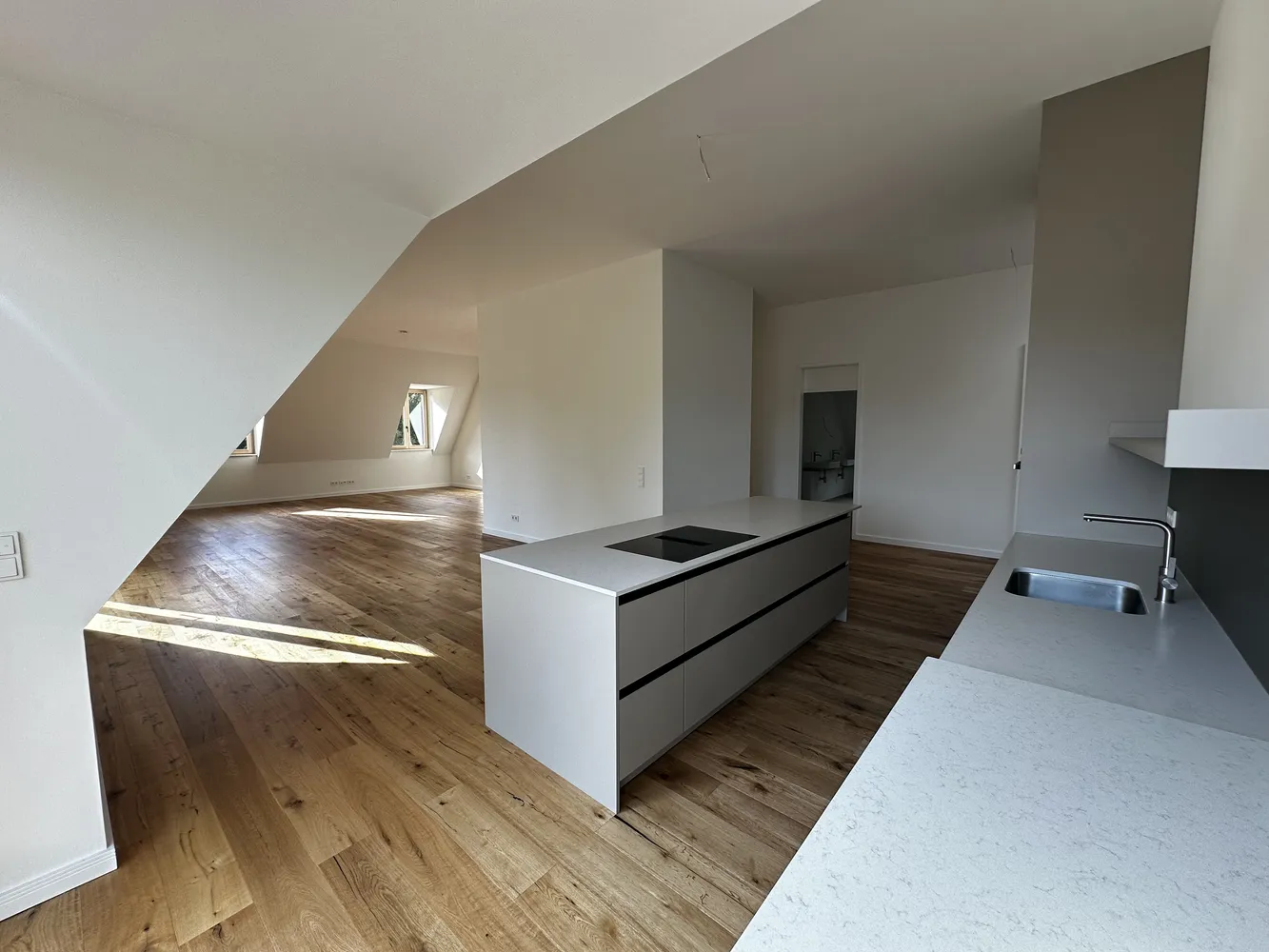4 Zimmer Wohnung mit 181 m² in Kiel – Bild 6
