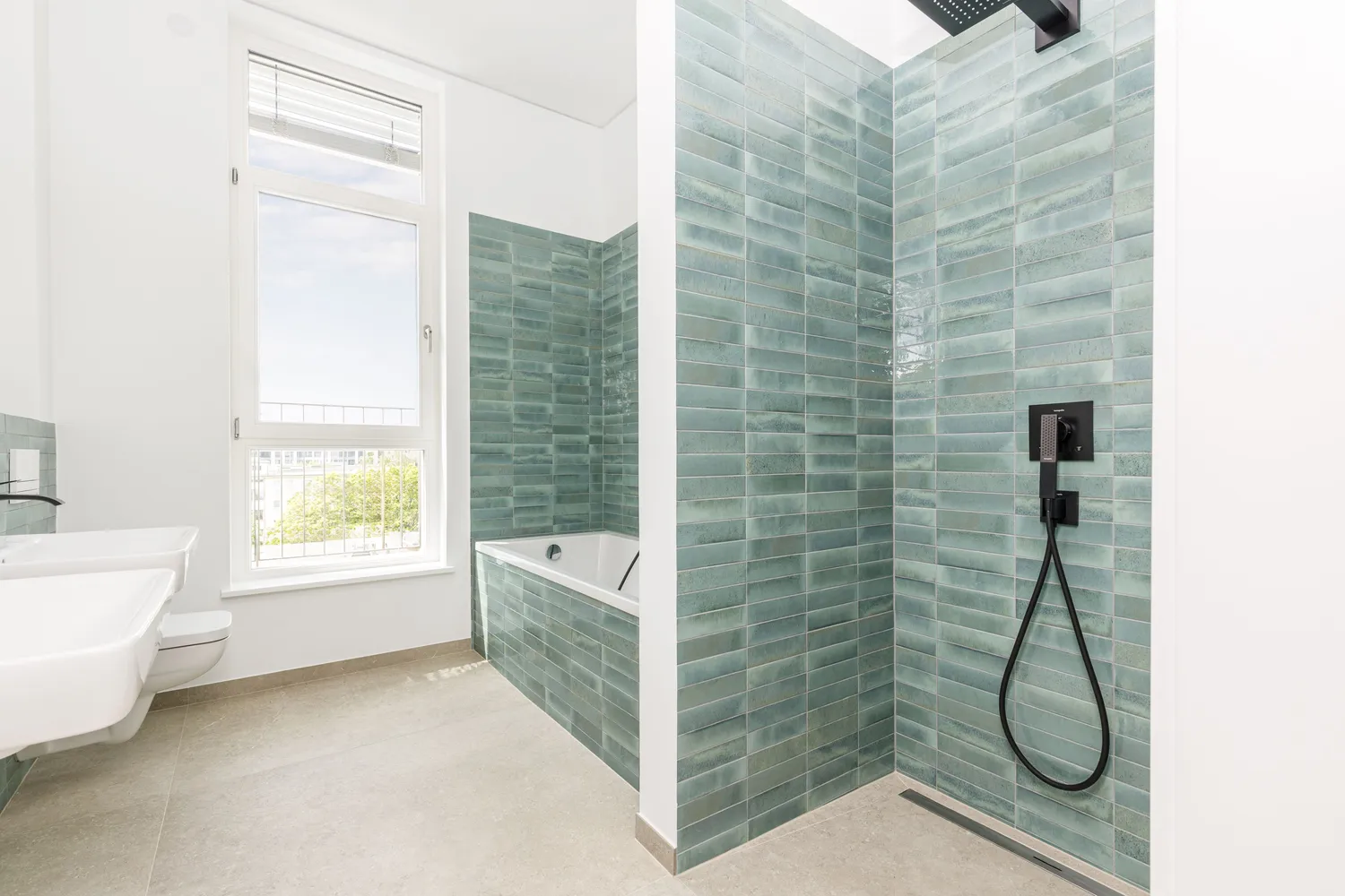 6 Zimmer Wohnung mit 196 m² in Berlin – Bild 6