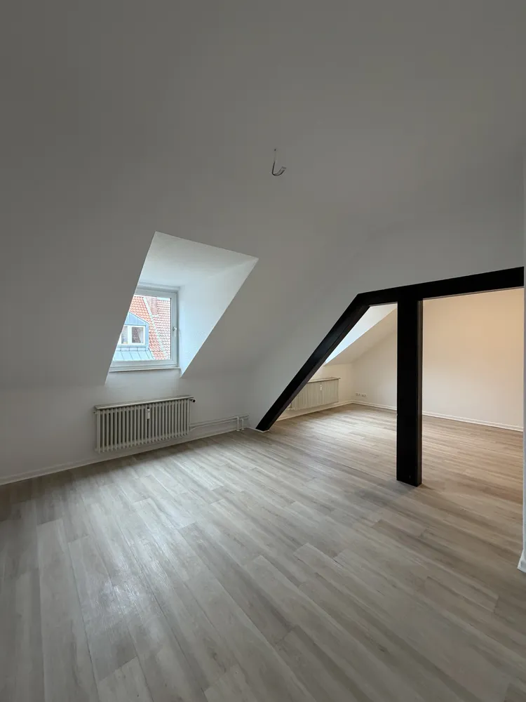 2 Zimmer Wohnung mit 63 m² in Hannover – Bild 1
