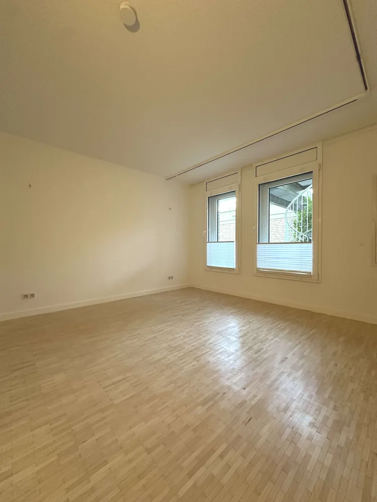 3 Zimmer Wohnung mit 108 m² in Düsseldorf – Bild 3