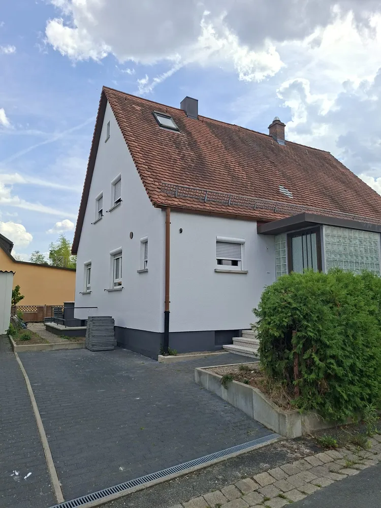 3 Zimmer Haus mit 90 m² in Nürnberg – Bild 1