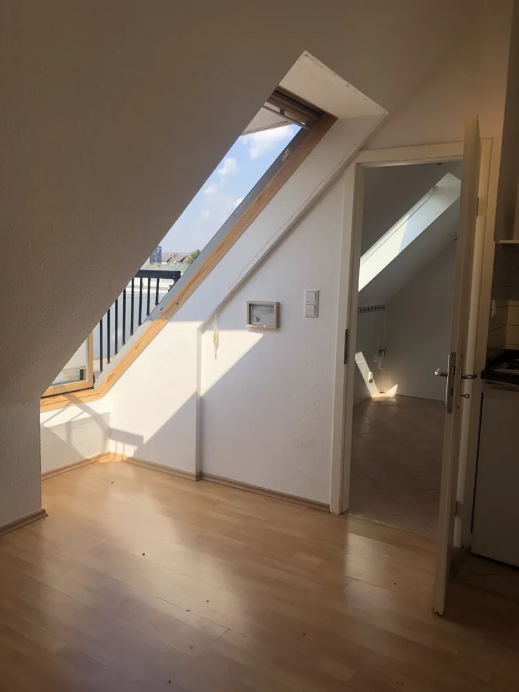 1 Zimmer Wohnung mit 30 m² in Frankfurt am Main – Bild 10