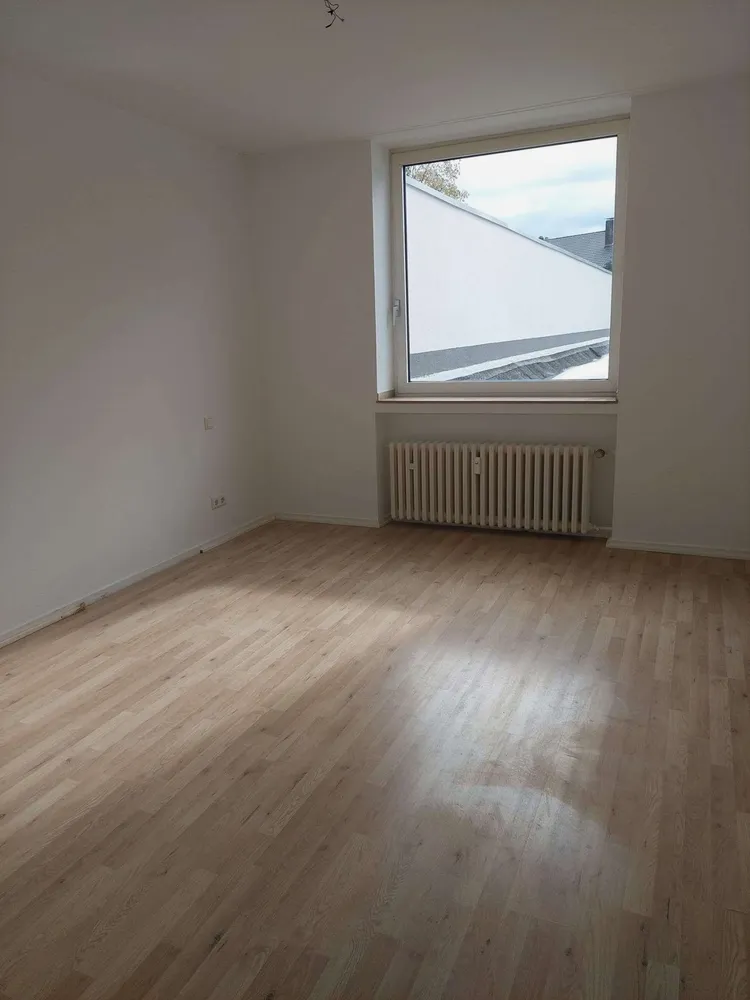 3 room apartment with 81 m² in Düsseldorf – Photo 2