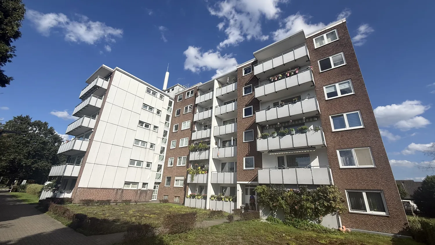 1 Zimmer Wohnung mit 40 m² in Neuss – Bild 1