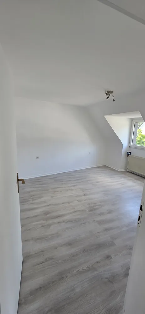 6 Zimmer Wohnung mit 115 m² in Köln – Bild 8