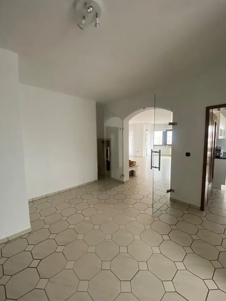4 Zimmer Wohnung mit 180 m² in Mannheim – Bild 5