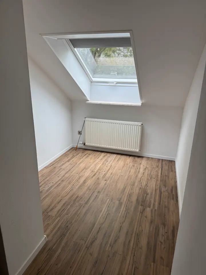 3 Zimmer Wohnung mit 80 m² in Oberhausen – Bild 2