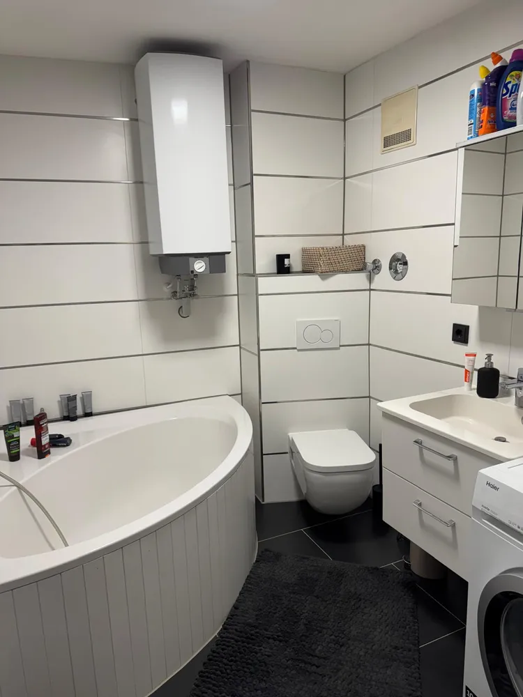 3 Zimmer Wohnung mit 102 m² in Regensburg – Bild 2