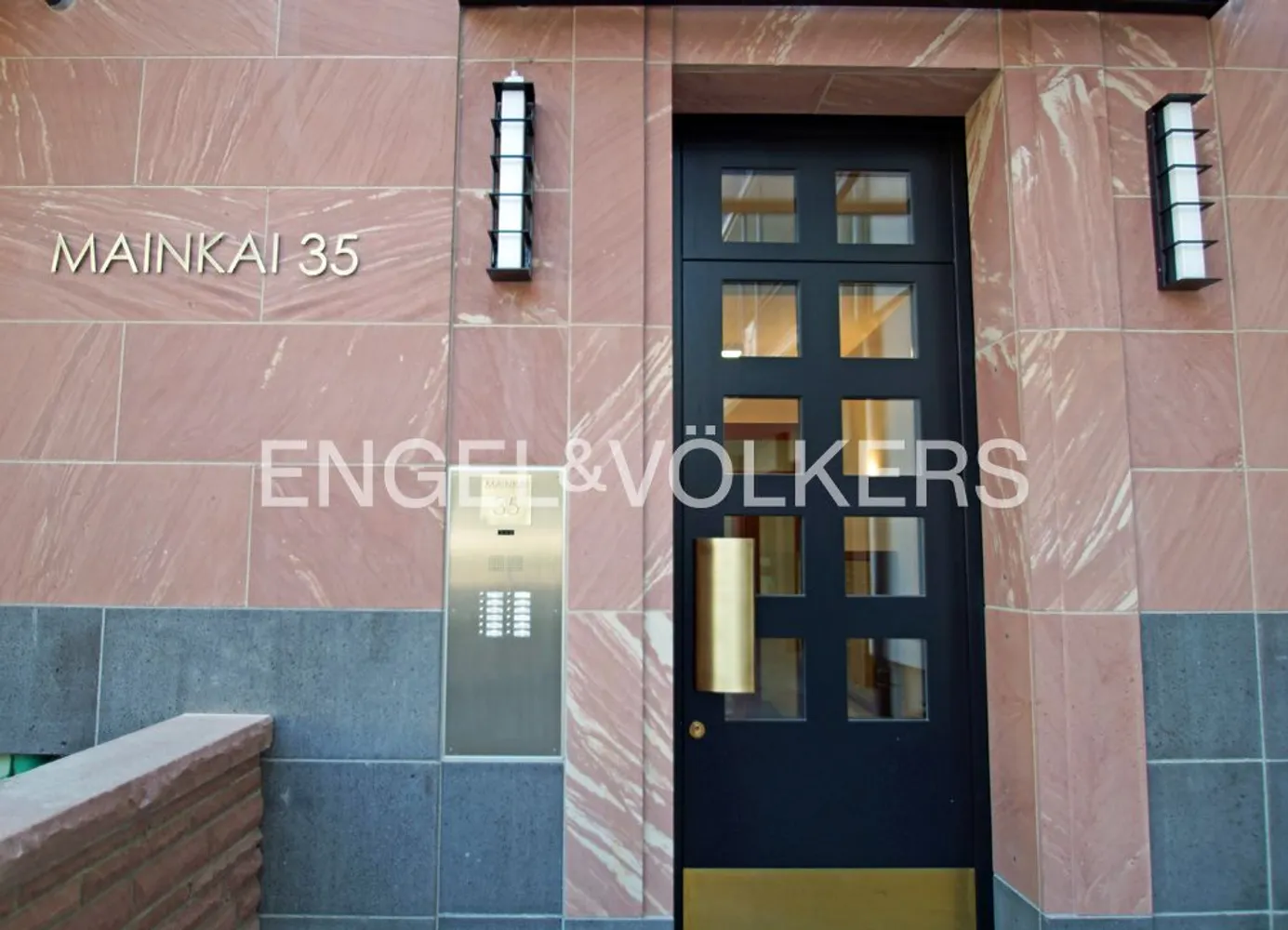 3 room apartment with 104 m² in Frankfurt am Main – Photo 2