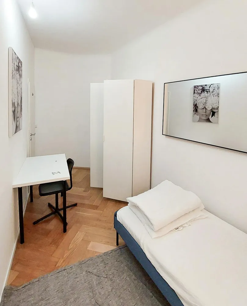 WG-Zimmer mit 9 m² in München – Bild 3