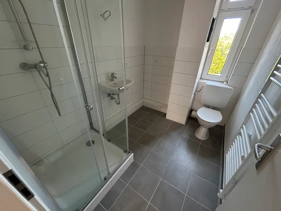 2 Zimmer Wohnung mit 36 m² in Erfurt – Bild 2