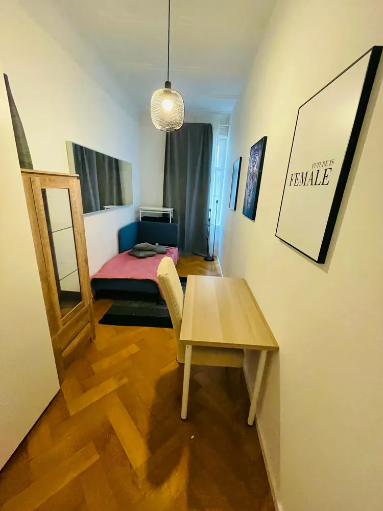 Shared room with 15 m² in Munich – Photo 2