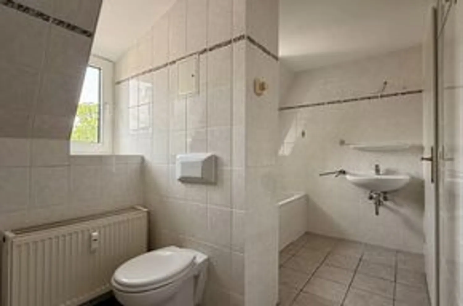 4 room house with 54 m² in Magdeburg – Photo 9