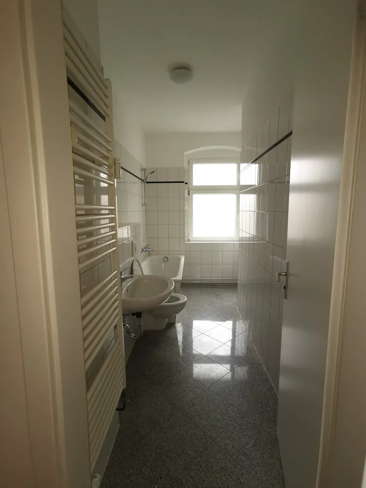 5 Zimmer Wohnung mit 104 m² in Berlin – Bild 8