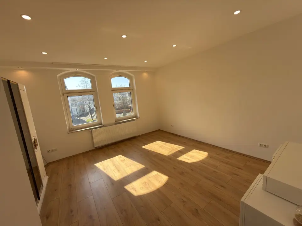 2 Zimmer Wohnung mit 80 m² in Kassel – Bild 2