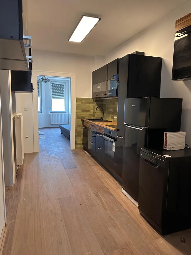 3 Zimmer Wohnung mit 120 m² in Stuttgart – Bild 2