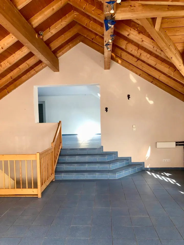 4 Zimmer Wohnung mit 100 m² in Sonneberg – Bild 5