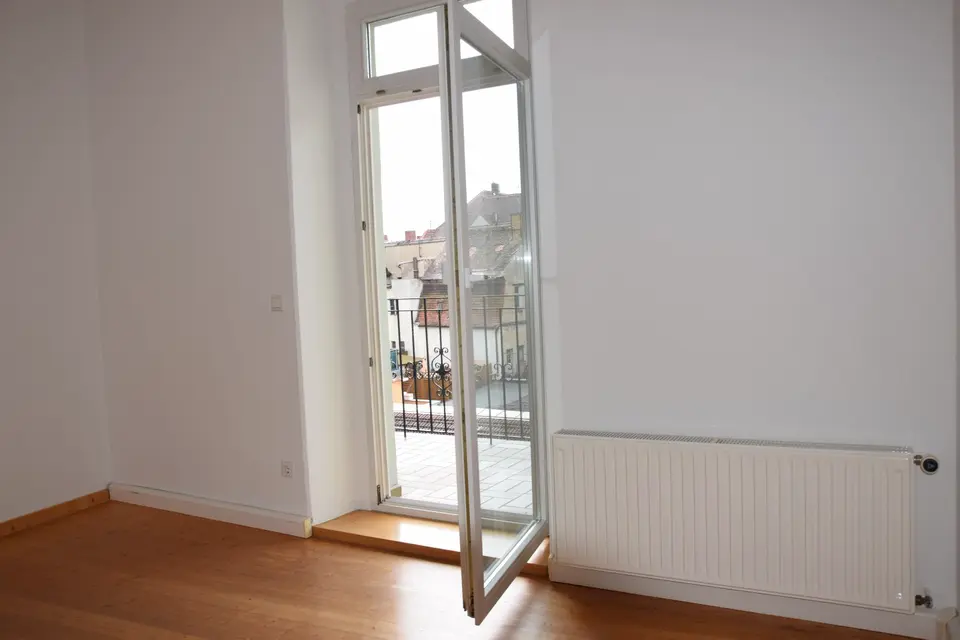 4 Zimmer Wohnung mit 98 m² in Zittau – Bild 1
