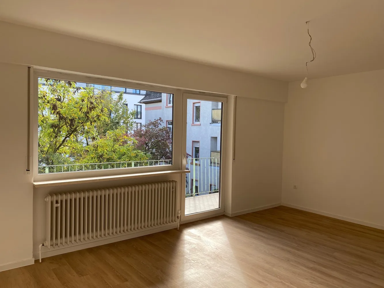 4 Zimmer Wohnung mit 96 m² in Frankfurt am Main – Bild 1