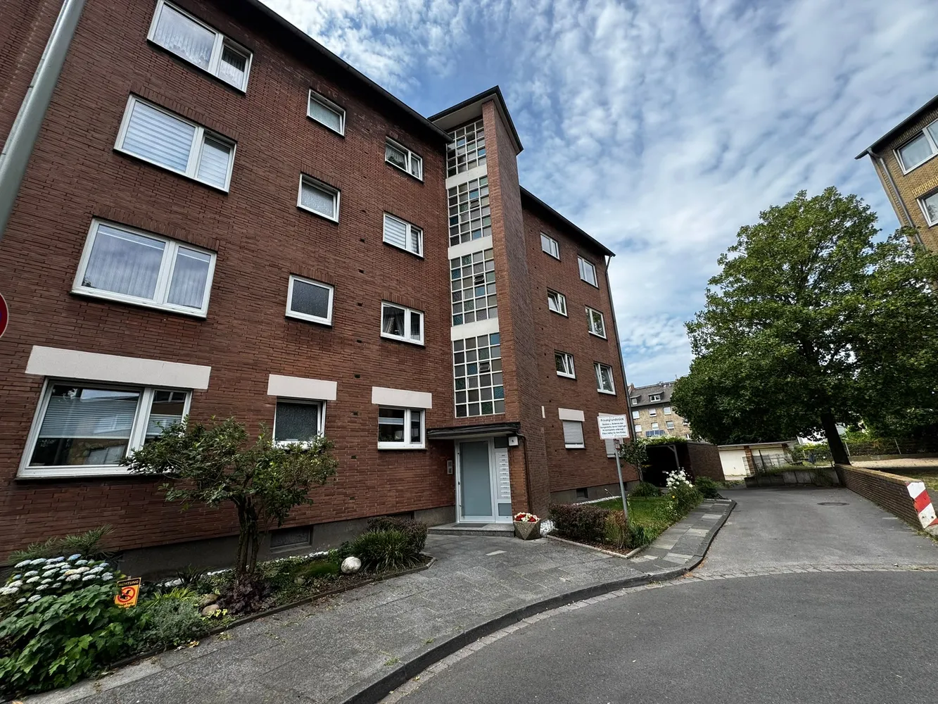 5 Zimmer Wohnung mit 90 m² in Duisburg – Bild 1