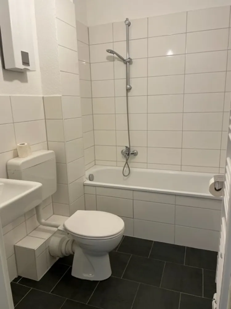 2 Zimmer Wohnung mit 56 m² in Duisburg – Bild 3