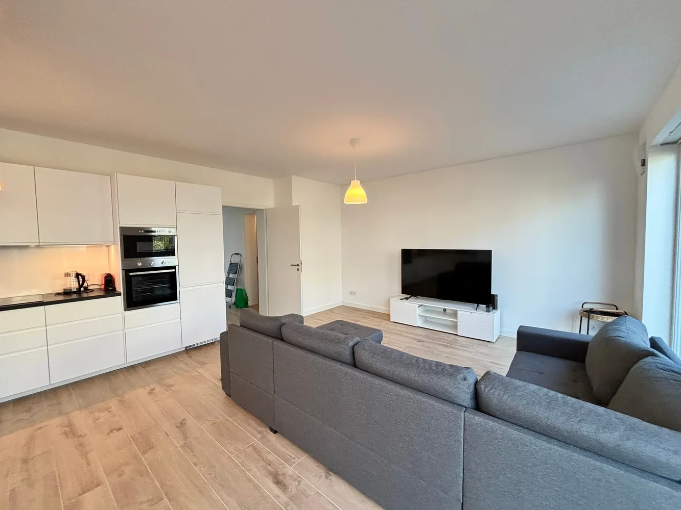 2 Zimmer Wohnung mit 75 m² in Wiesbaden – Bild 7