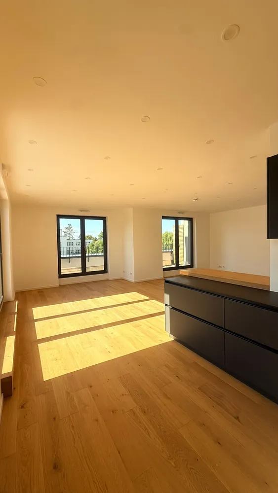 4 Zimmer Wohnung mit 125 m² in Berlin – Bild 3