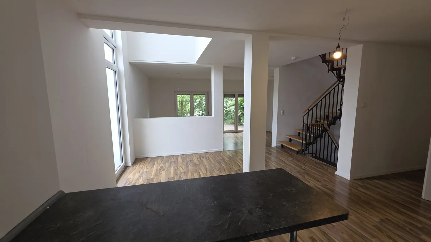 5 Zimmer Wohnung mit 169 m² in Mainz – Bild 2
