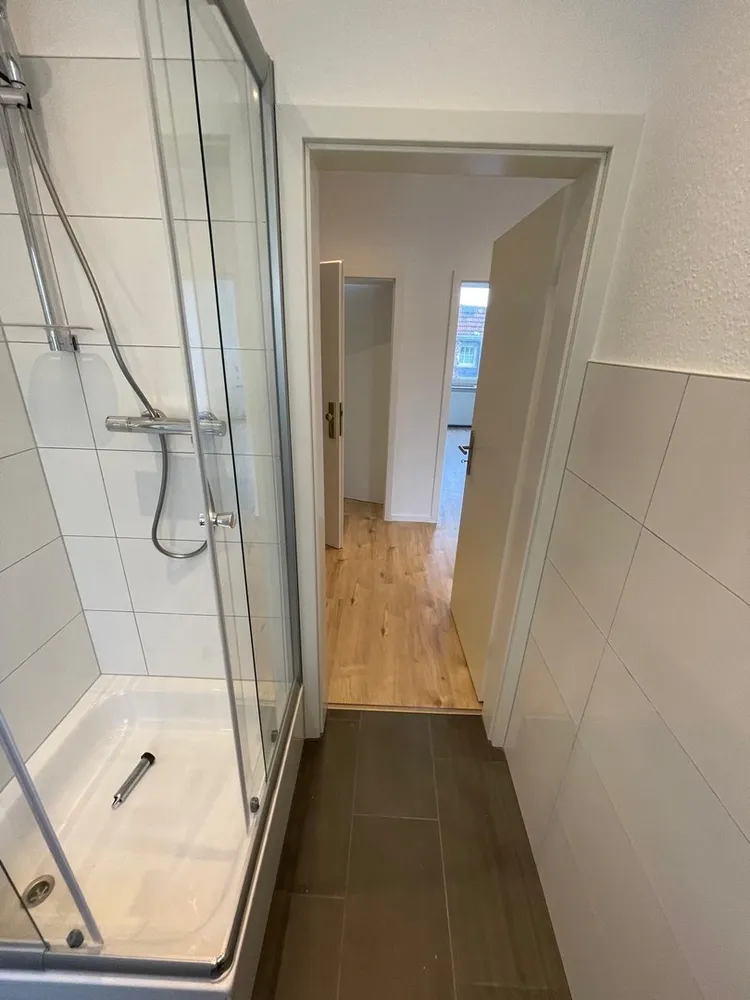 2 Zimmer Wohnung mit 40 m² in Krefeld – Bild 2
