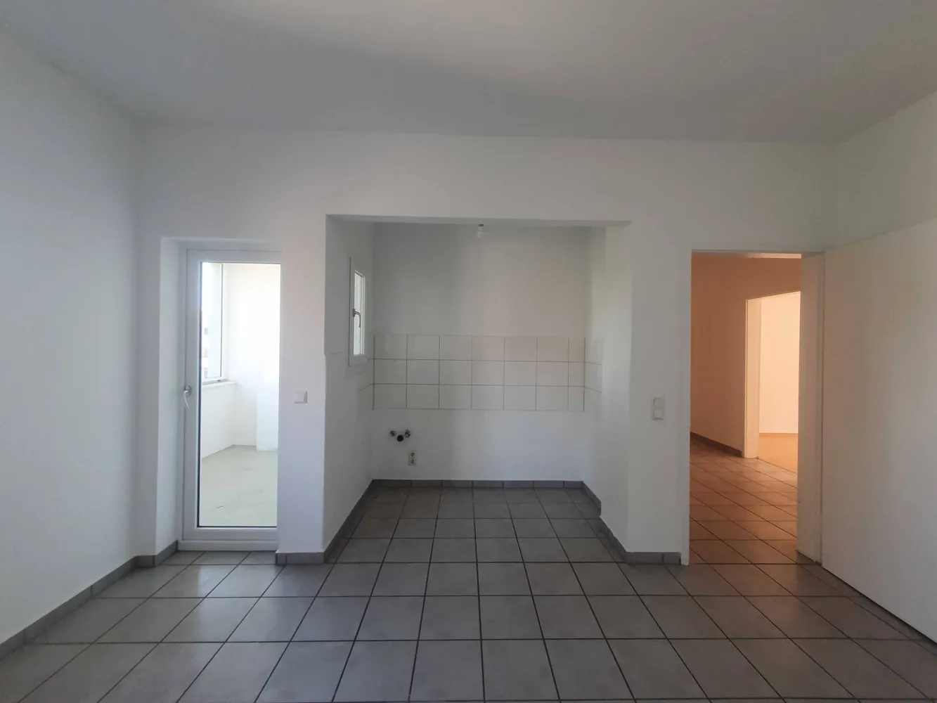 3 Zimmer Wohnung mit 94 m² in Köln – Bild 3