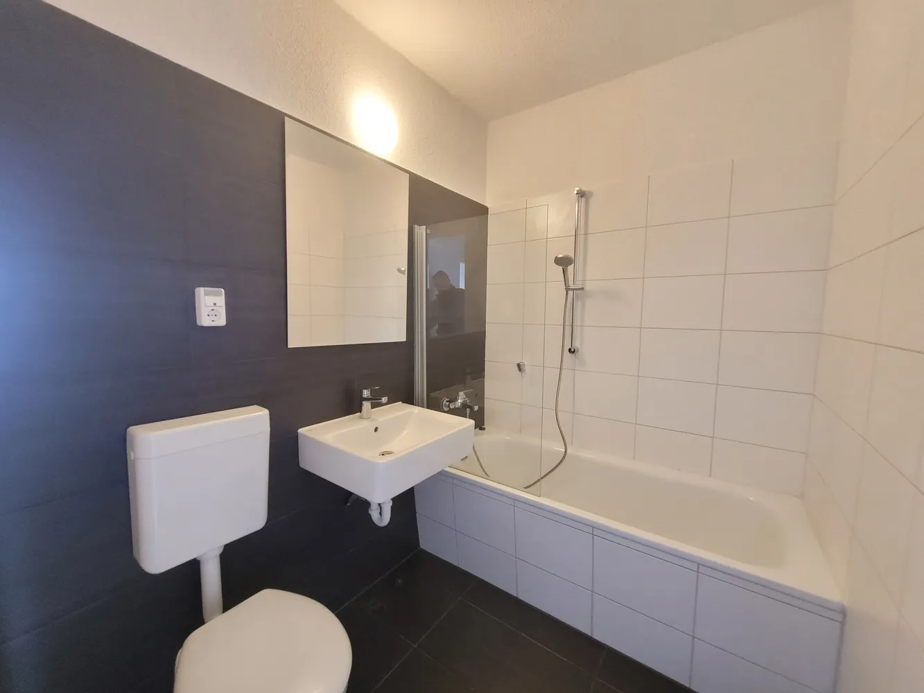 4 Zimmer Wohnung mit 70 m² in Halle (Saale) – Bild 6